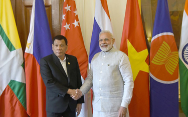 Rodrigo Duterte i premier Indii Narendra Modi