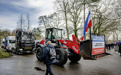 Holenderscy rolnicy protestują przeciw polityce klimatycznej rządu