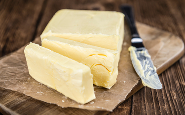 Gdzie tkwi tajemnica niezwykle niskich cen masła w sklepach