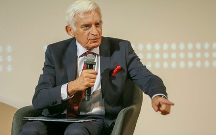 Debata „Rzeczpospolitej”: W jaki sposób konflikt polityczny wpływa na ideę samorządu terytorialnego?