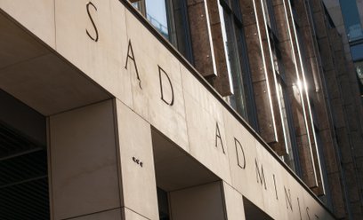 Czy urzędnik może ujawniać dane obywateli sygnalizujących mu łamanie przepisów? Ważny wyrok NSA