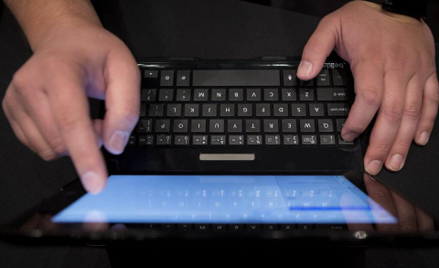 Cyber Monday: Amerykanie masowo robią zakupy w pracy