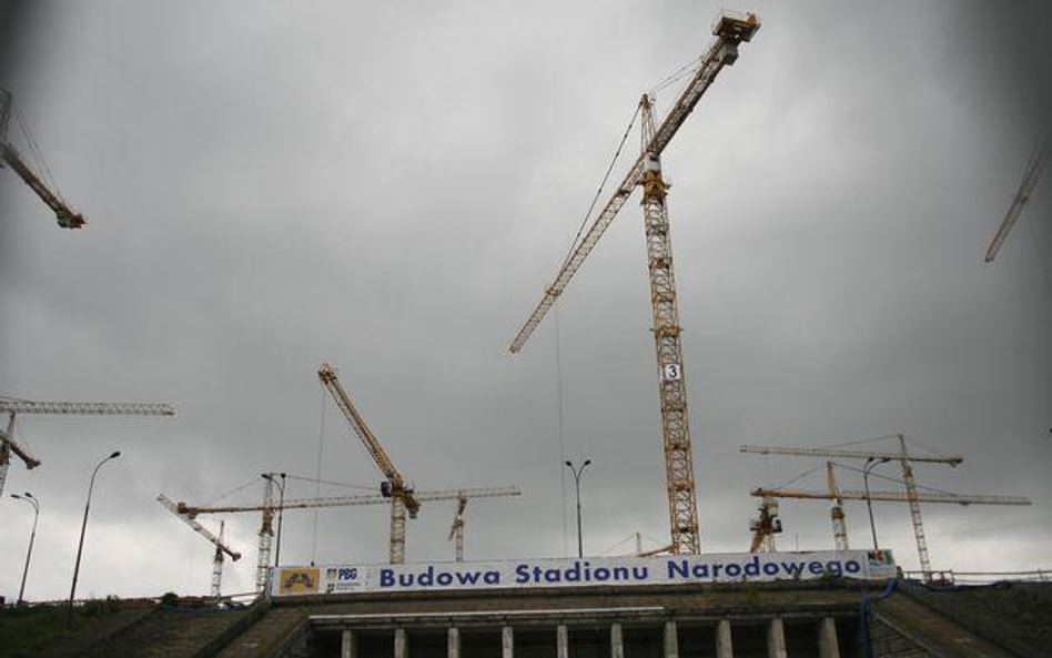 Budowa Stadionu Narodowego w Warszawie, na którym ma się odbyć otwarcie Euro, zakończy się dopiero w