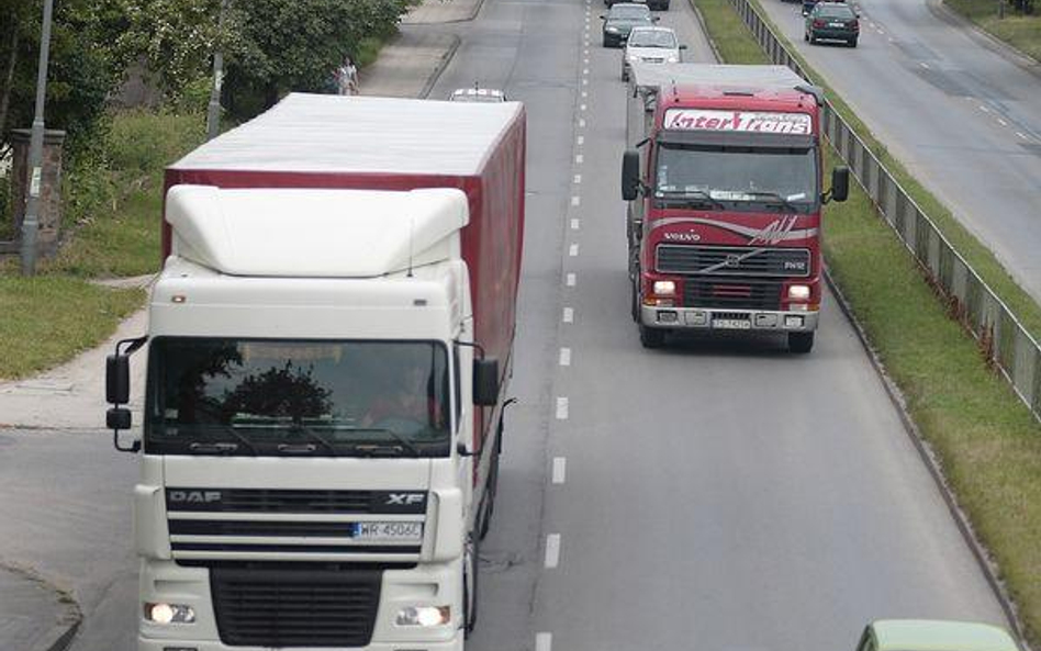 Nie zatrudnisz pracownika za kółkiem na więcej niż pół doby