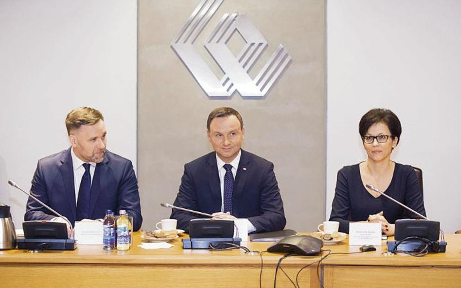 Dawid Jackiewicz, minister Skarbu Państwa, prezydent Andrzej Duda oraz Małgorzata Zaleska, prezes GP