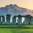 Archeolodzy odkryli kilka kilometrów od Stonehenge ślady prostszej konstrukcji sprzed około 5 tys. l