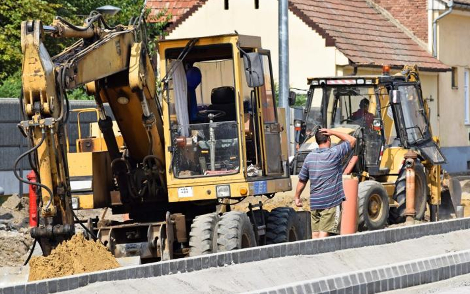 Gminy przekonują, że kancelarie prawne zatrudniają tylko w skomplikowanych sprawach, takich jak odzy