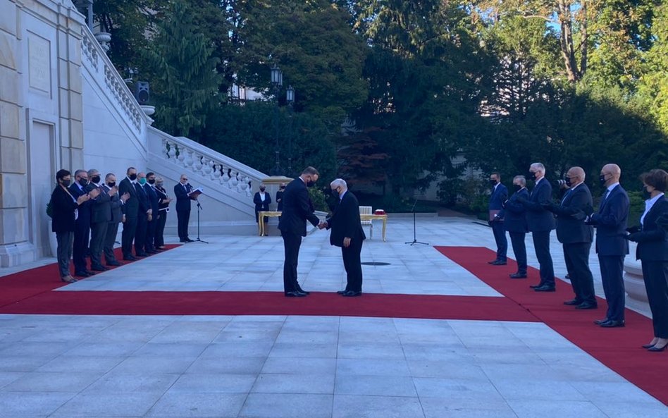 Rekonstrukcja rządu. Prezydent Duda zaprzysiągł nowych ministrów