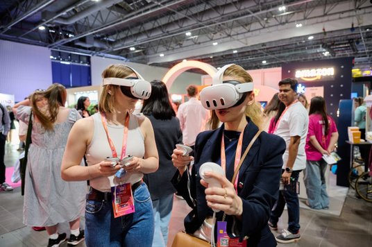 Uczestniczki Women in Tech Summit mogły w praktyce zapoznać się z najnowocześniejszymi technologiami
