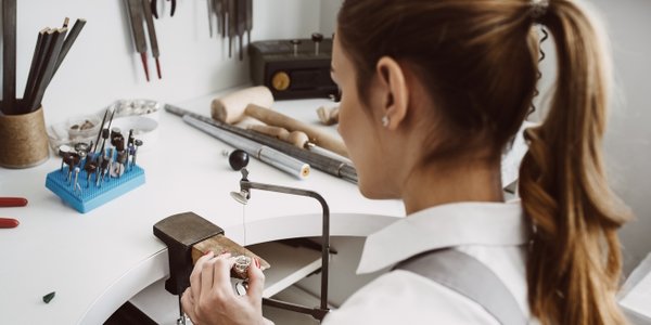 Prawniczka porzuciła branżę, by „towarzyszyć ludziom w najszczęśliwszych momentach”. Zarabia krocie