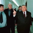 Zbigniew Witaszek (na zdjęciu z Andrzejem Lepperem w 2001 r.) chce wrócić do polityki