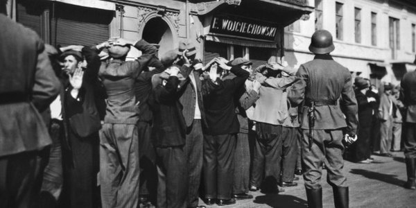 Julia Boyd: Po wojnie nikt nie zapytał Niemców: „Co wyście sobie myśleli?”