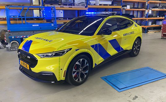 Ford Mustang Mach-E w wersji ambulans