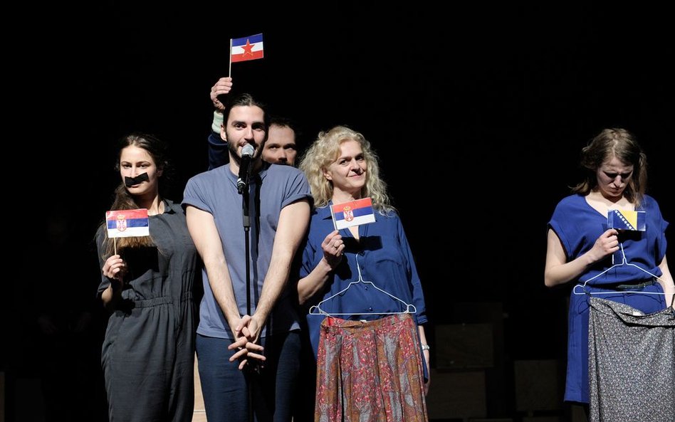 Losy uciekinierów w Maxim Gorki Theater