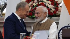 Premier Donald Tusk podczas spotkania z szefem indyjskiego rządu Narendrą Modim.