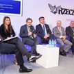 Obok prowadzącego debatę Marcina Piaseckiego („Rzeczpospolita”) siedzą: dr Gabriela Ofierska-Sujkows