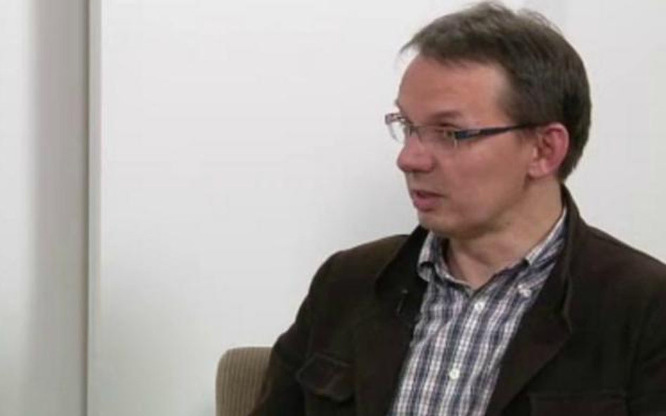 Cafe „Rz”, cz.1: Komu i ile obetną?