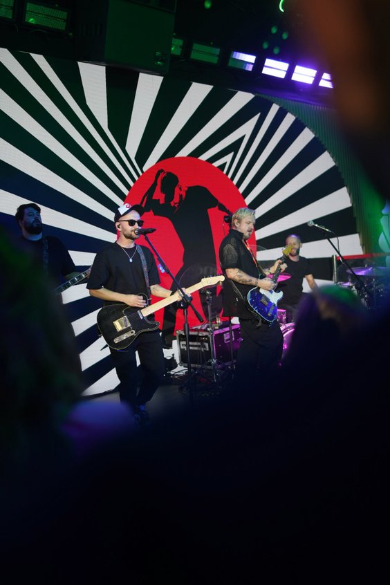 Baranovski bawił się dobrze na scenie...