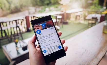 Piotr Kardas, Maciej Gutowski: Media publiczne i uciekający tweet