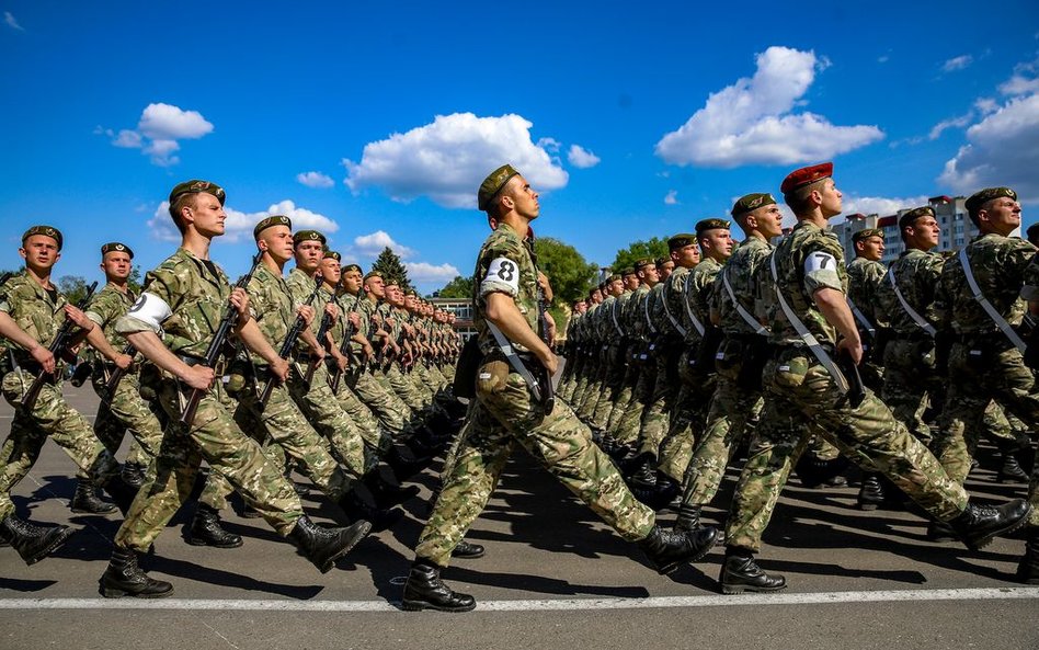 Mińsk teraz pod rękę z NATO