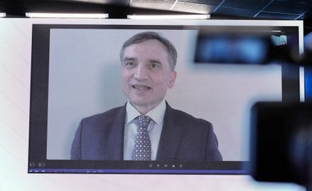 Z informacji „Rz” wynika, że Zbigniew Ziobro nie zamierza opuścić Węgier w najbliższym czasie, ani w