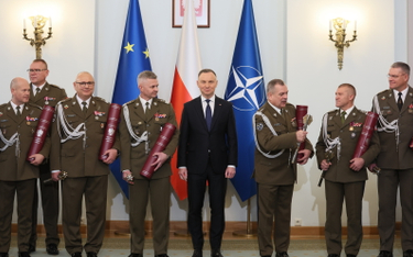 Uroczystość wręczenia awansów generalskich w Pałacu Prezydenckim w Warszawie