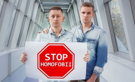 TVP kończy współpracę z dziennikarzem. Bo jest gejem?