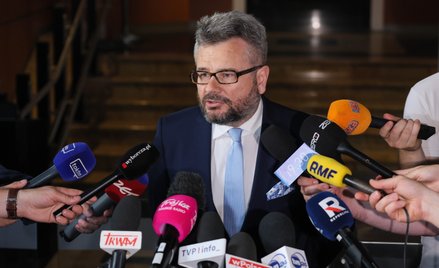 Rzecznik prasowy stołecznej Prokuratury Okręgowej prok. Piotr Skiba w rozmowie z mediami w siedzibie