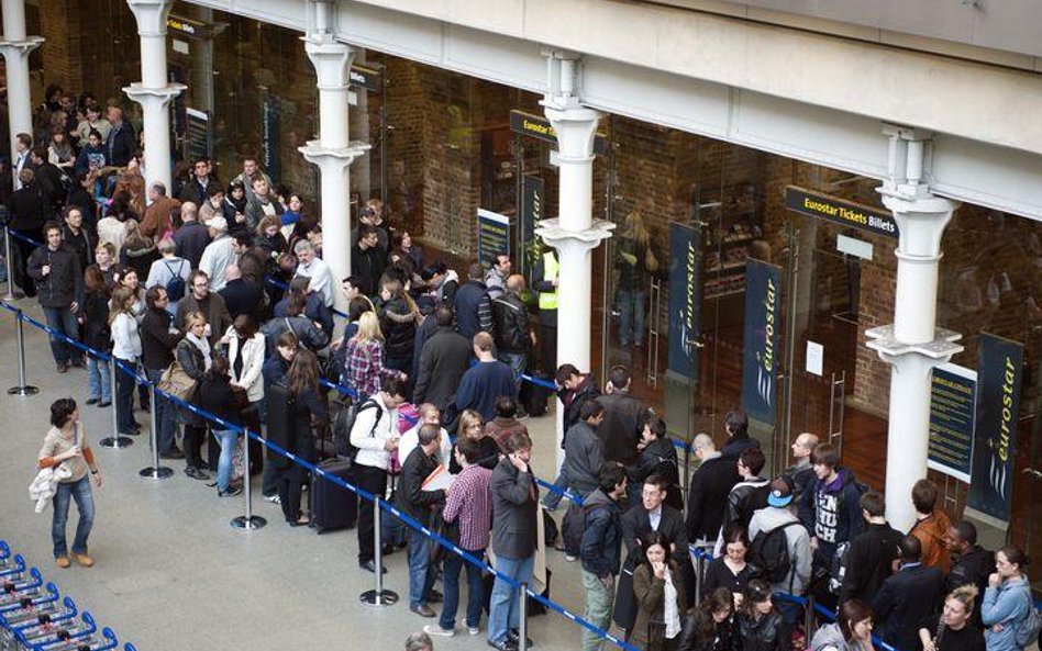 Sobotnie kolejki do kas Eurostaru w Londynie