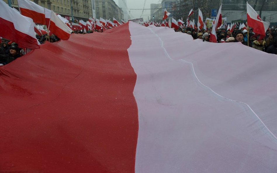 Sondaż IBRIS: PiS wciąż na czele