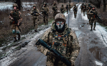 Ukraińscy żołnierze wracają z linii frontu w Doniecku (4 lutego)