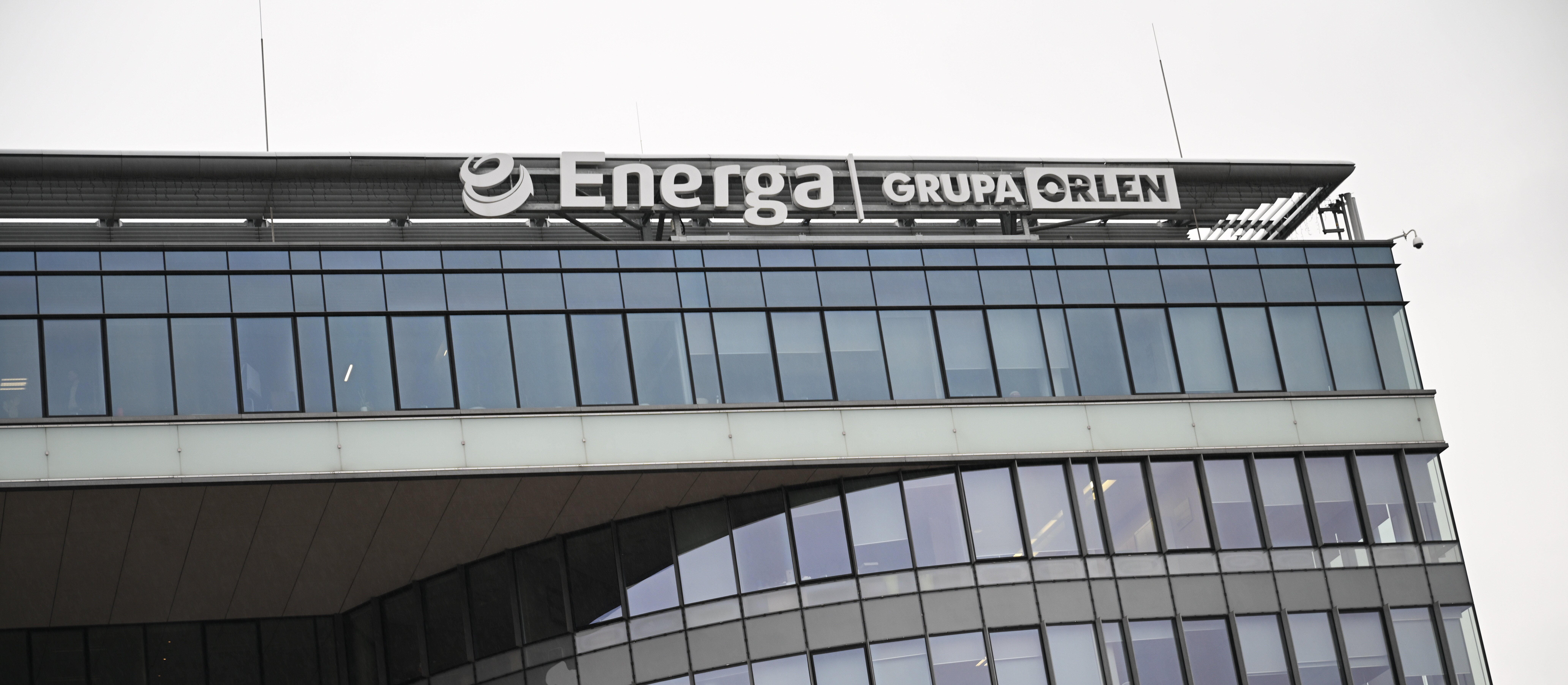 Orlen sukcesywnie skupuje akcje Energi. W tle raport o wartości spółki