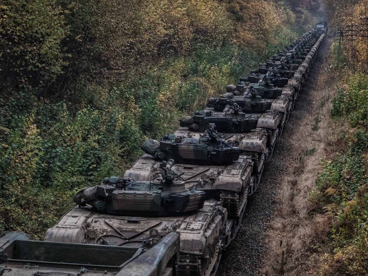 Kto dostarczy wojskowy tabor dla PKP Cargo?