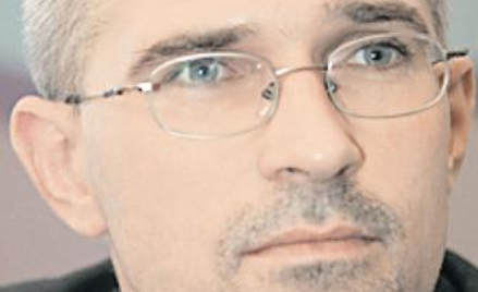 KRZYSZTOF SACHS