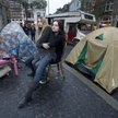 Squattersi na placu Dam w Amsterdamie