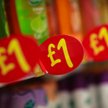 Deflacja skłoni Brytyjczyków do zakupów?