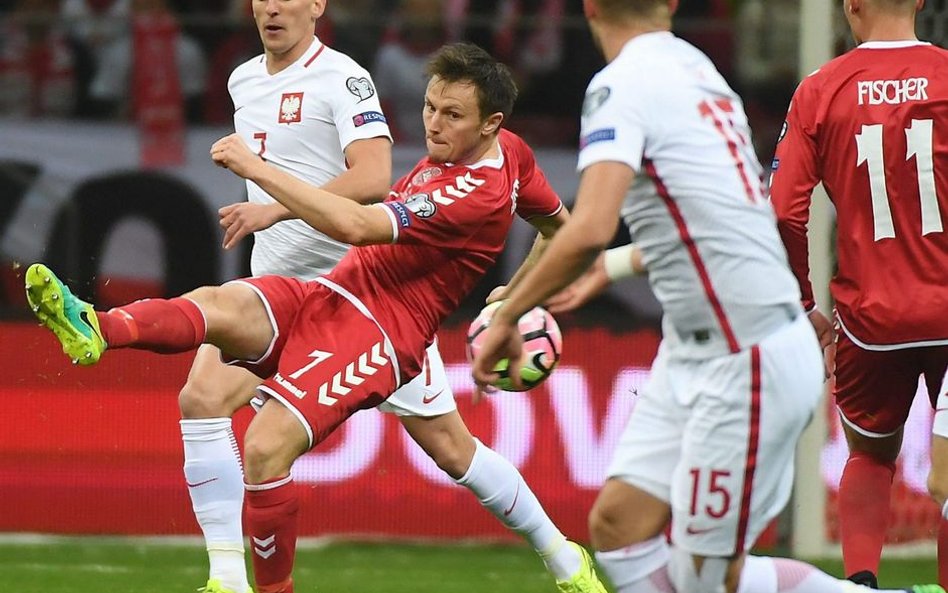 LM: Zerwane więzadła Milika, Milan szuka zastępcy