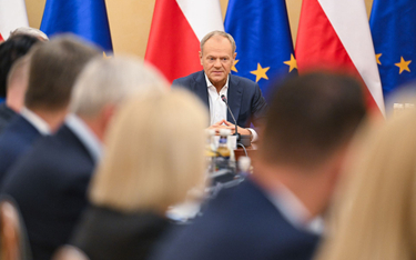 Donald Tusk na spotkaniu z wojewodami