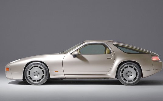 Nardone Porsche 928 Restomod