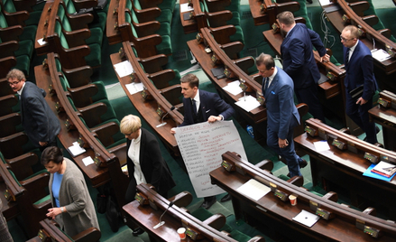 Obrady w Sejmie. Platforma Obywatelska zawiesiła protest