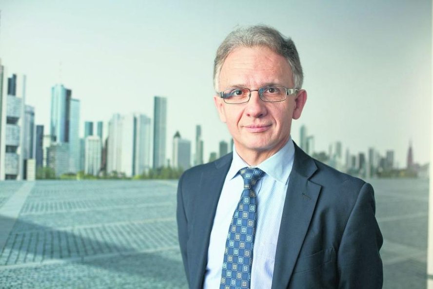 Waldemar Markiewicz prezes Izby Domów Maklerskich Waldemar Markiewicz od lat związany jest z rynkiem