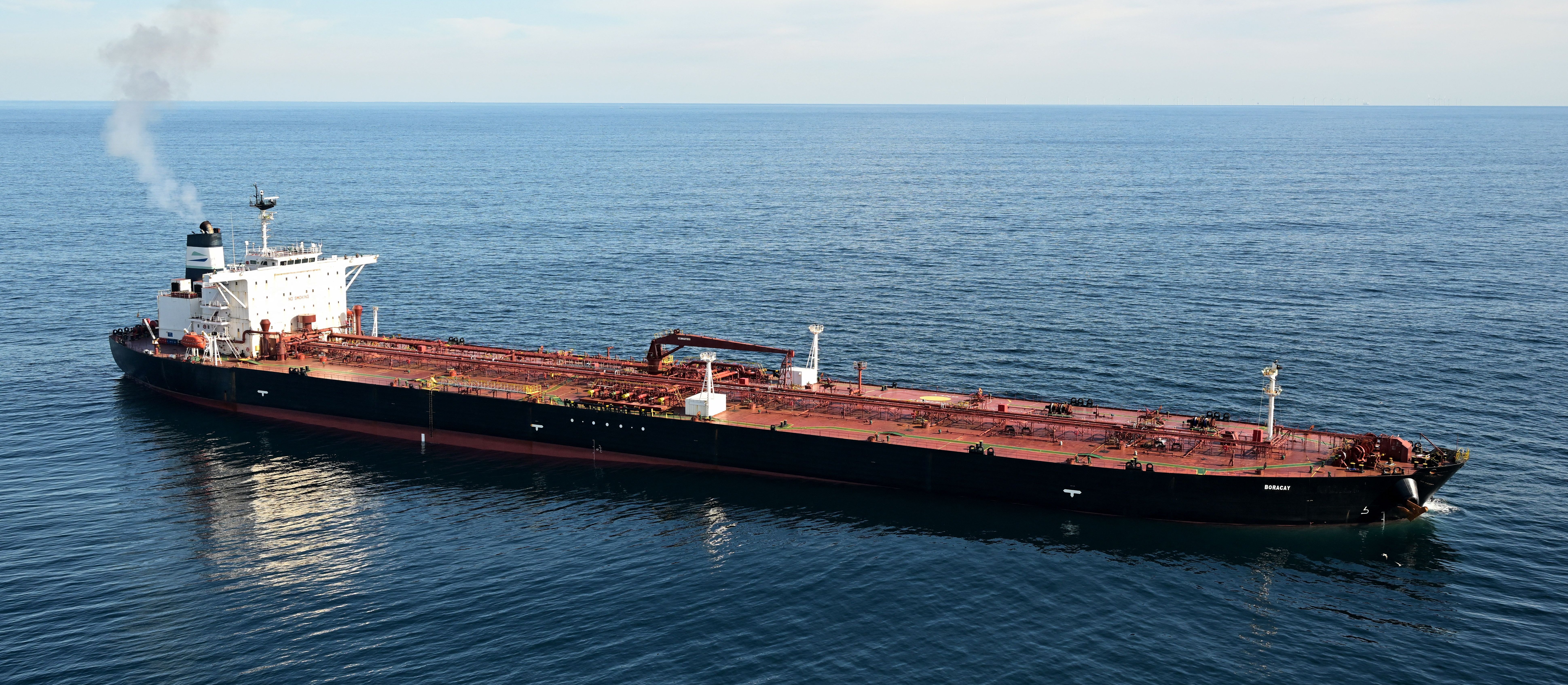 Francja aresztowała kapitana tankowca, z którego mogły startować drony latające nad Danią