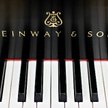 Nowojorski miliarder kupi Steinway'a?