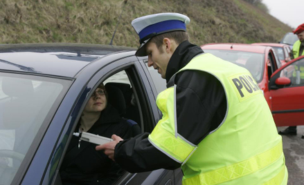 Płacisz mandat kartą, zabierz potwierdzenie