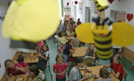 Interwencja HFPC ws. modlitwy przed posiłkiem w szkolnej stołówce