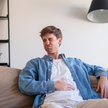 Lekarze podkreślają, że na pracę jelit wpływają nie tylko dieta i mikrobiota, lecz także stres, rela