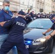 Raport RPO: Wśród zatrzymanych były osoby wracające z zakupów