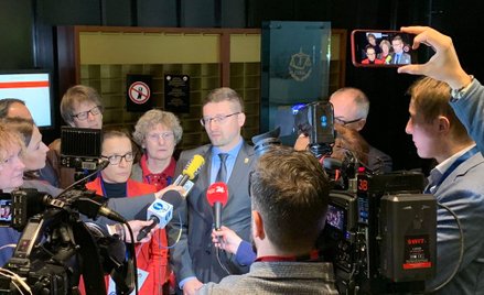 Polscy sędziowie podczas spotkania z dzienniakarzami w siedzibie TSUE