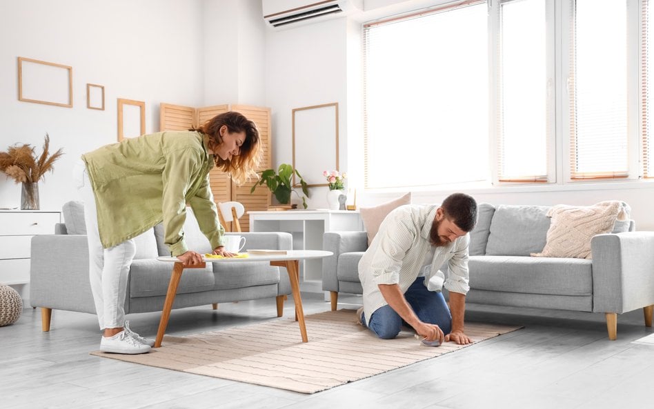 Z ankiet wynika, że w co drugim domu razem sprząta się rzadko lub nigdy.