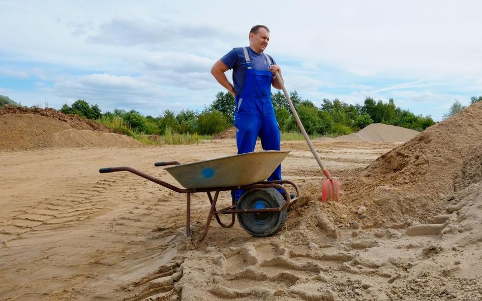 VAT: jak stosować odwrotne obciążenie przy usługach budowlanych